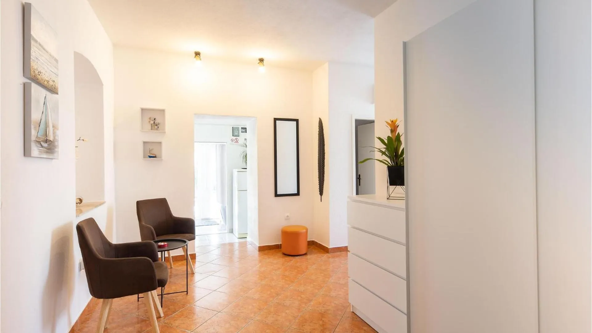 Lovely Home In Dugopolje With Wifi Сплит