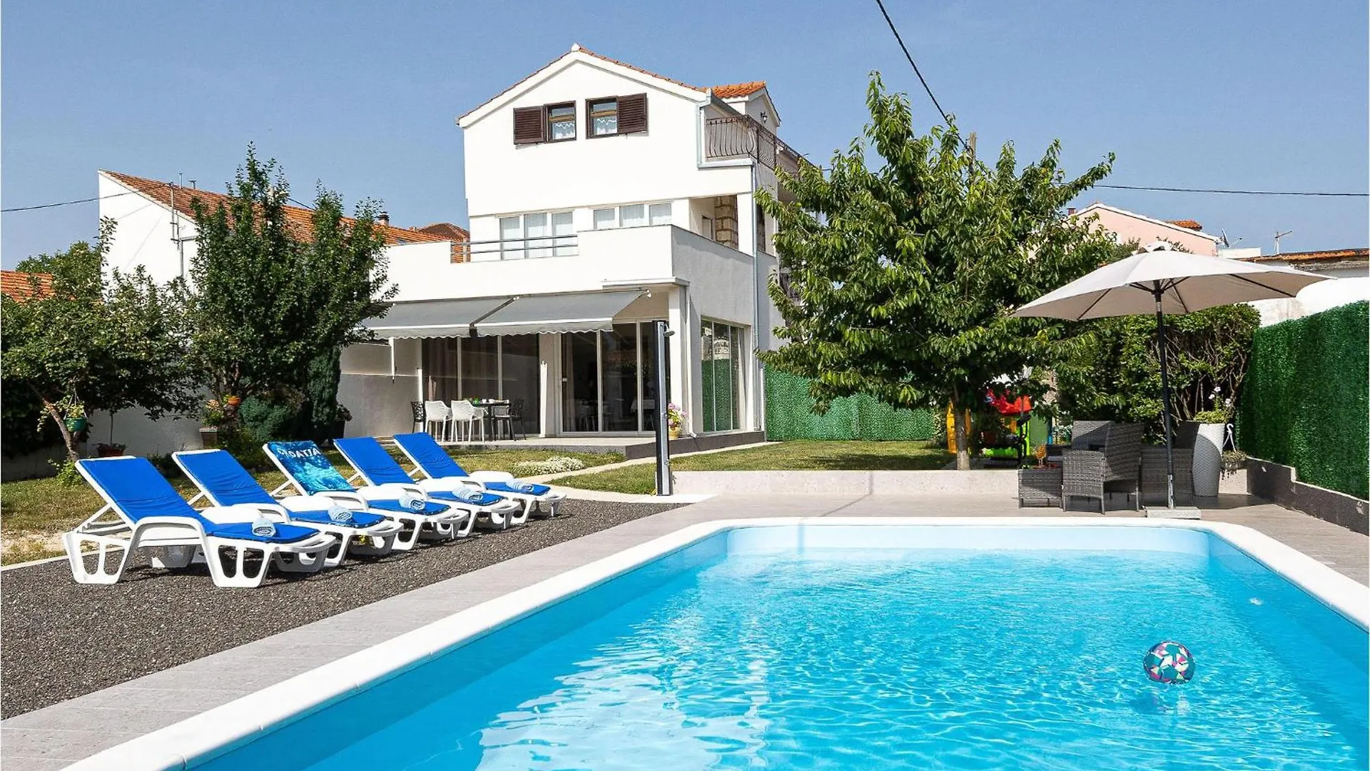 Lovely Home In Dugopolje With Wifi contacts