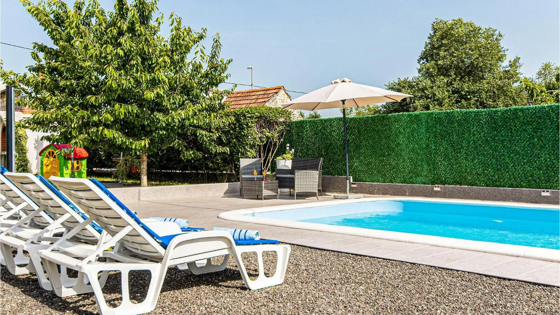 Lovely Home In Dugopolje With Wifi Split